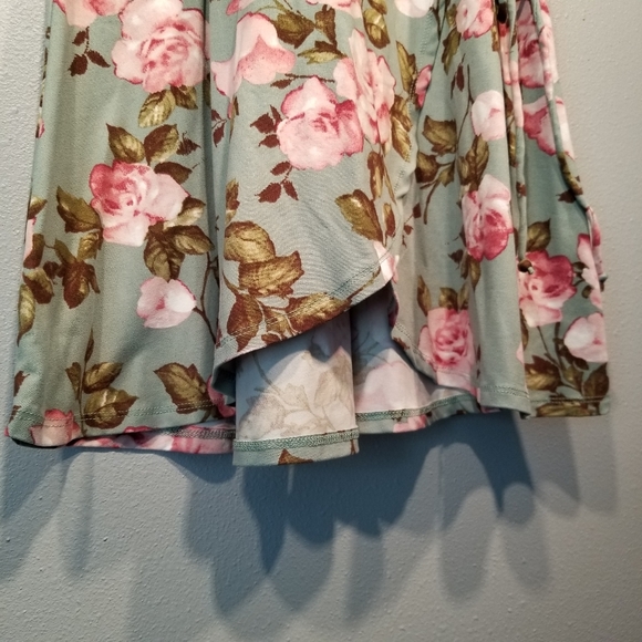 Faux Wrap Around Floral Print Dress - Picture 5 of 6